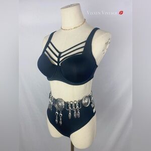 UNDRESSED BY MARLIES DEKKERS 'LEADING STRINGS PLUNGE BALCONY' BRA & THONG SET